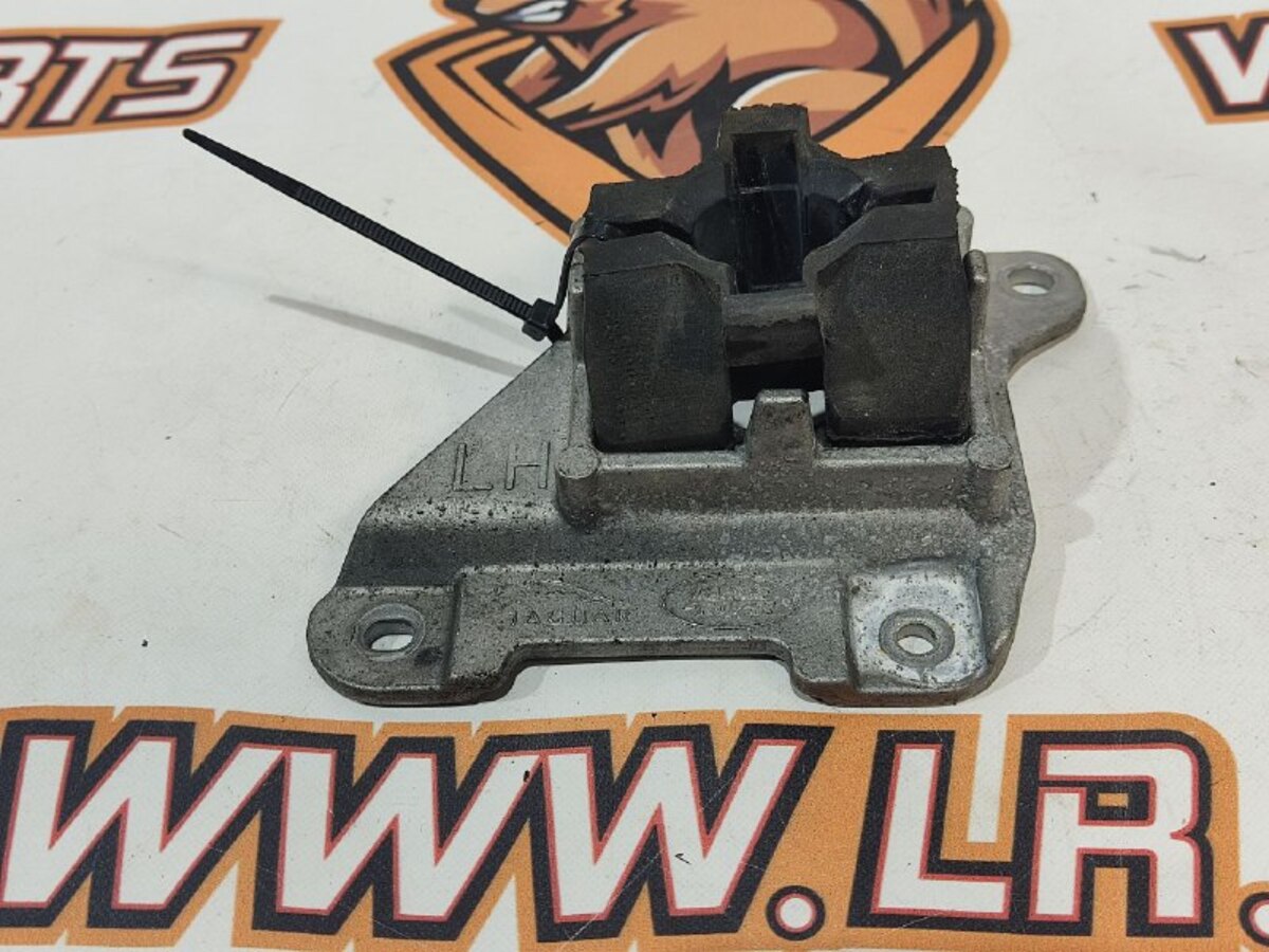 LR082542 Wspornik chłodnicy 5.0 SC dolny lewy RANGE ROVER SPORT (L320) 2005-2012 używany